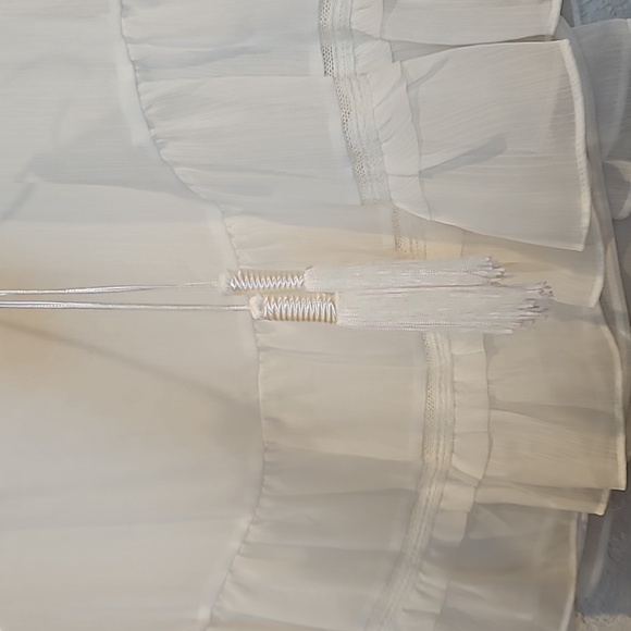 Tommy Hilfiger White Ruffle Top Size Small - Picture 2 of 4